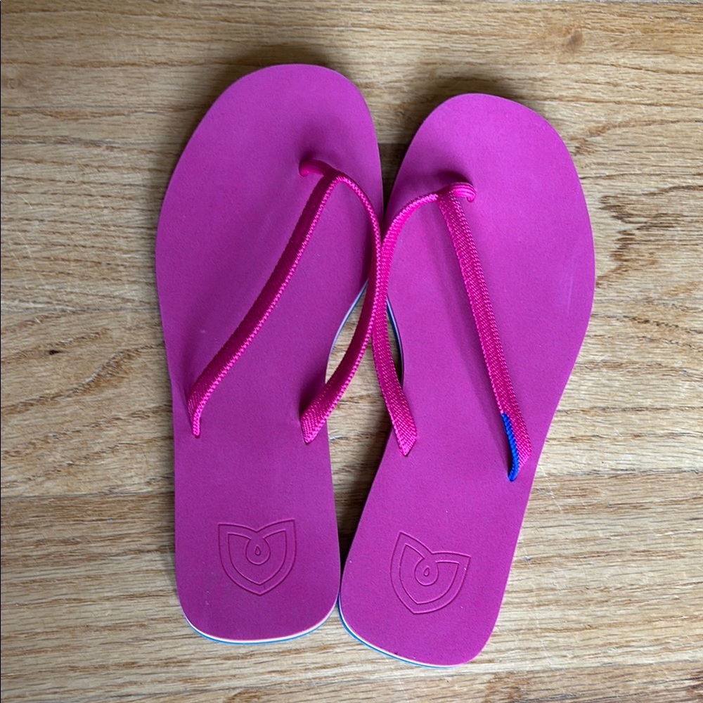 Rothy’s Flamingo Pink The Flip Size 8 Flip Flops